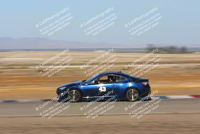 media/Apr-10-2022-Speed Ventures (Sun) [[fb4af86624]]/Black/Panning (Session 1)/